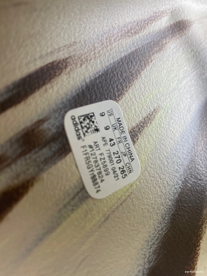 Slide Adidas Yeezy GZ5553 0805